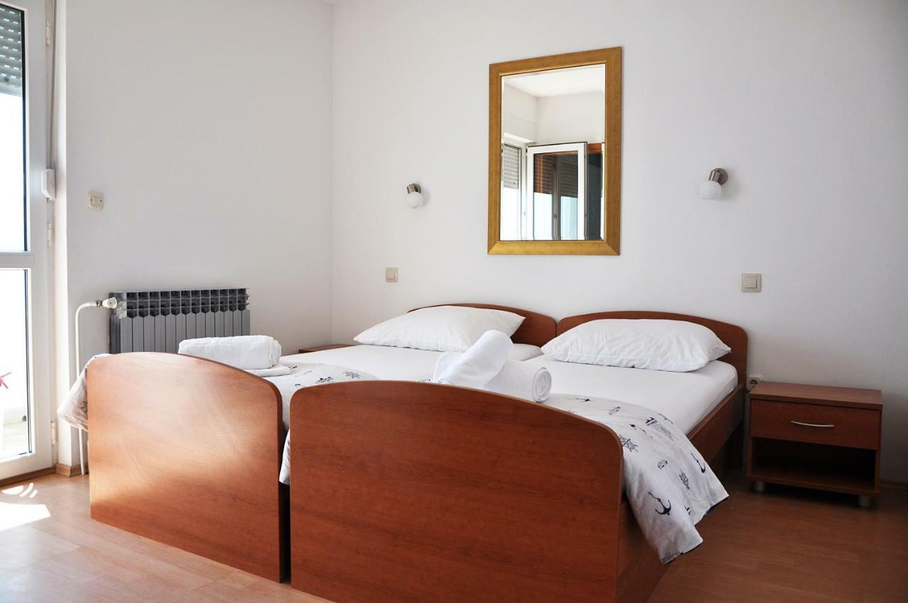 Sunrise Apartments And Studio Apartments 1 Локва Рогозница Екстериор снимка